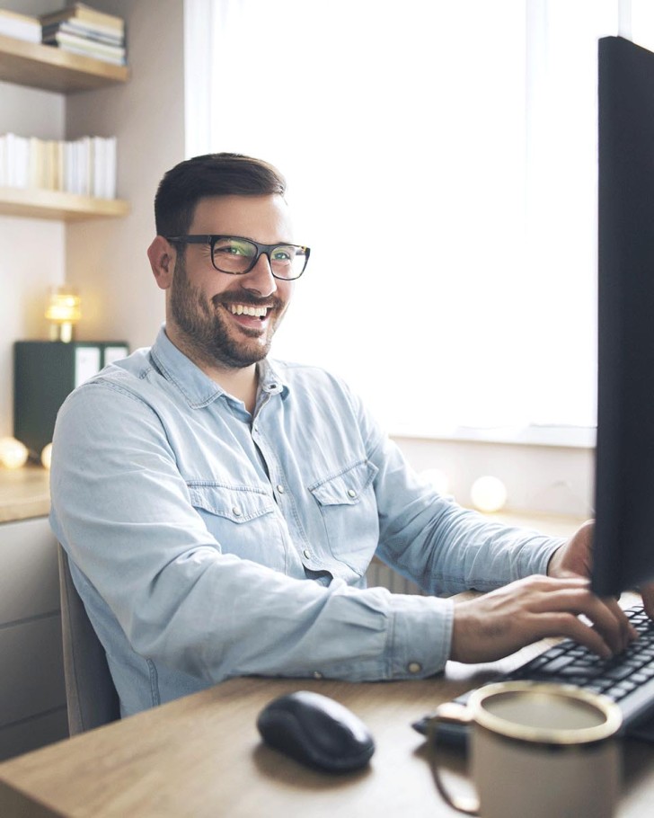 1600x1200_0000_Easy-to-navigate-design-and-customer-experience-CX