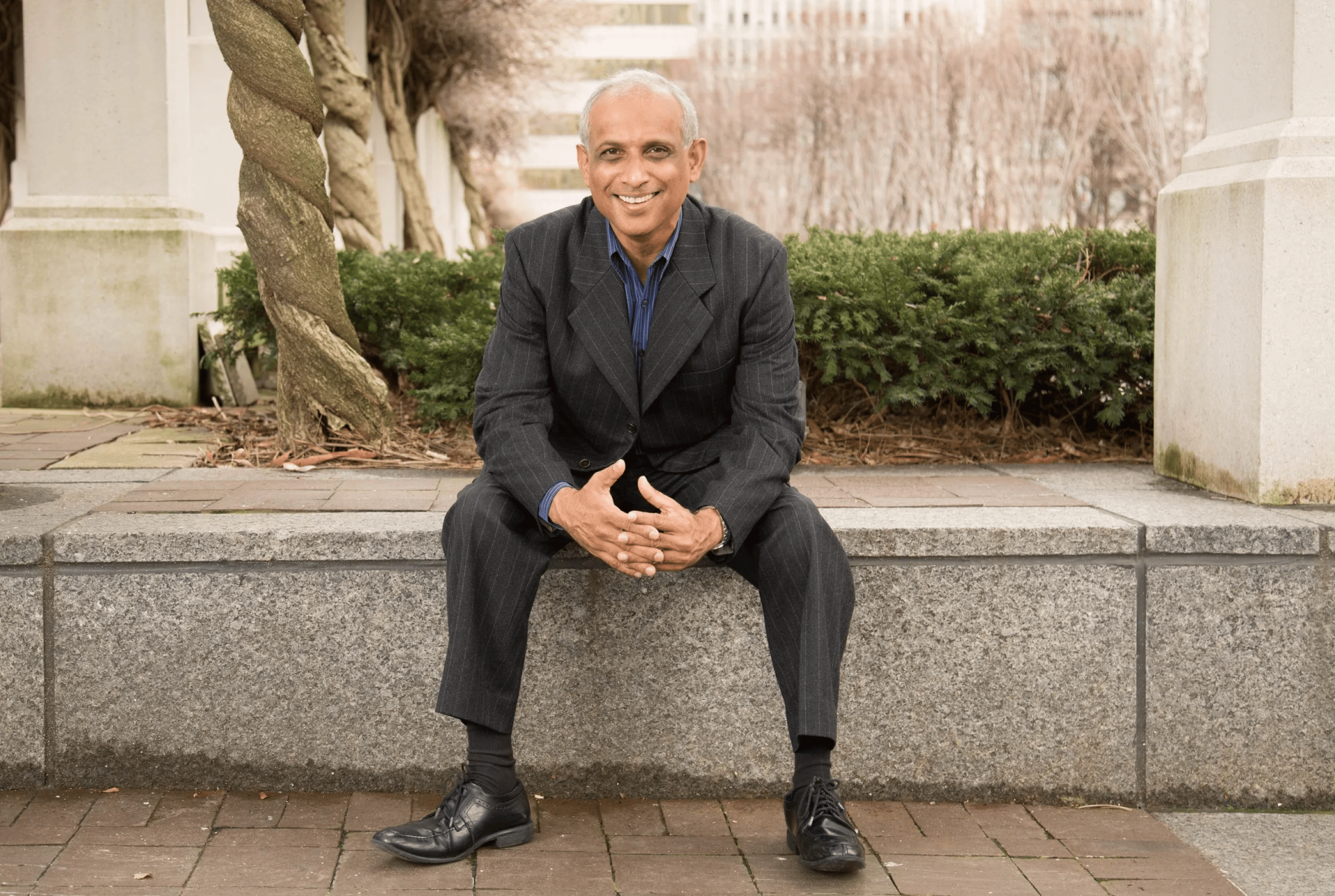 Tony Saldanha banner