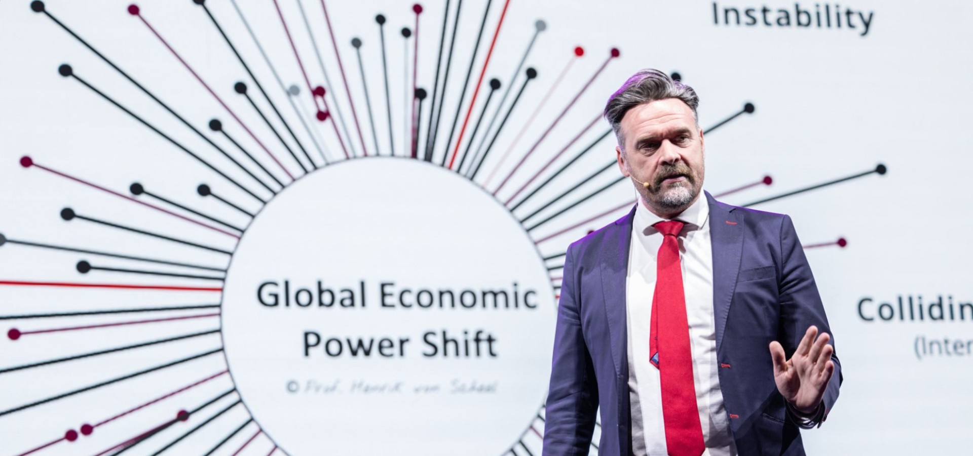 Prof Henrik von Scheel delivers a talk