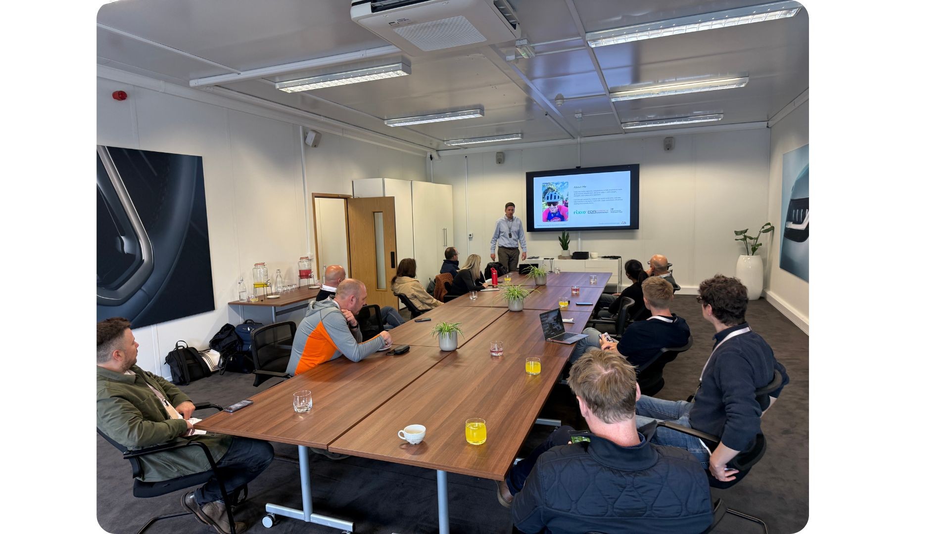 Thumbnail_20,000 Orders, 1 Shift (1)