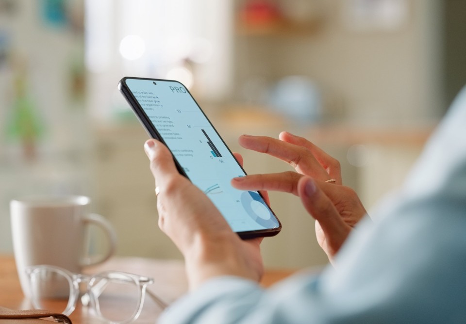 Compliance ready data management mobile