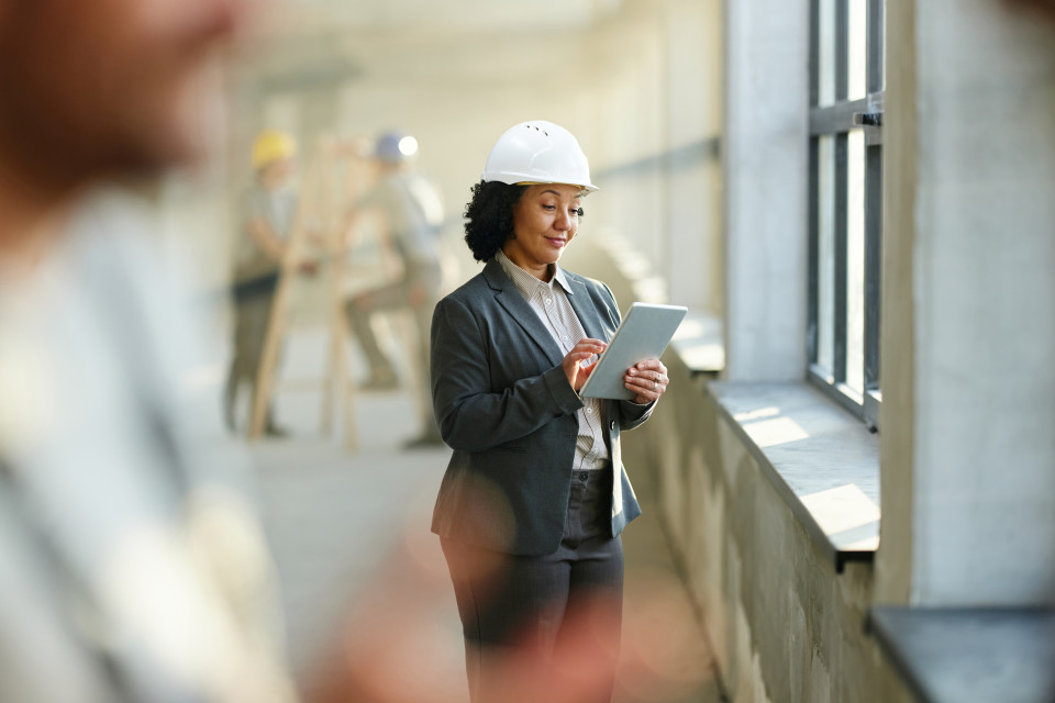 woman in construction