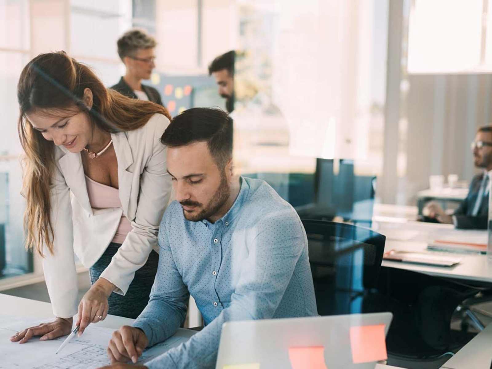 How to be selected in the B2B buying process - Sana Commerce